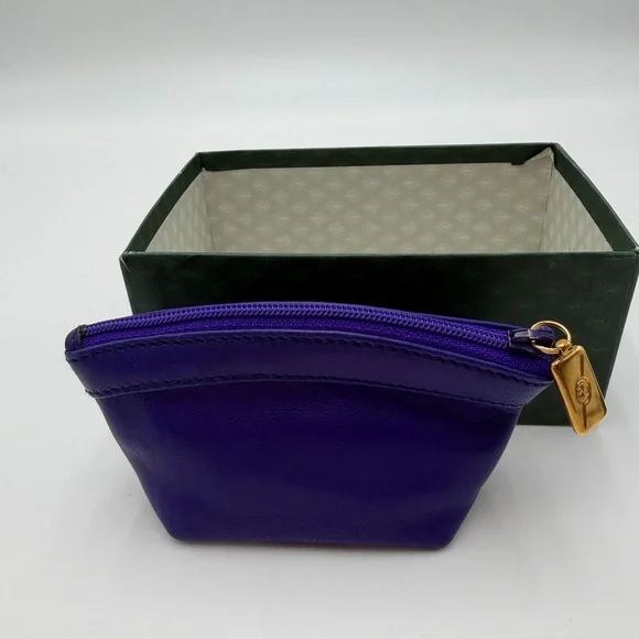Gucci small Purple Leather Pouch with Gold Hardware - Picture 5 of 9
